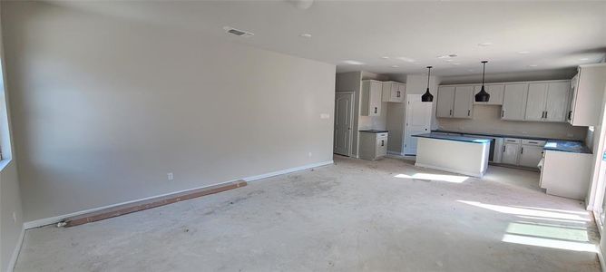 New construction Single-Family house 107 Pinyon Pine Pass, Hutto, TX 78634 Wyatt Homeplan- photo 7 7
