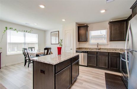New construction Single-Family house 513 Amberwood Park Drive, Katy, TX 77493 - photo 6 6