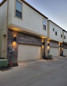 New construction Single-Family house 8114 Emsworth Drive, Dallas, TX 75231 - photo 24 24