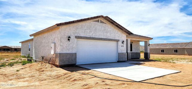 New construction Single-Family house 20419 W Mountain Sage Drive, Buckeye, AZ 85326 - photo 1 1