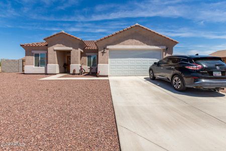 New construction Single-Family house 14241 S Prestwick Lane, Arizona City, AZ 85123 - photo 0