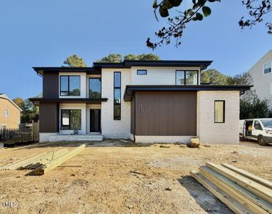 New construction Single-Family house 662 Manchester Drive, Raleigh, NC 27609 - photo 0