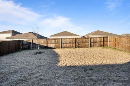 New construction Single-Family house 723 Crestridge Drive, Lavon, TX 75166 - photo 26 26