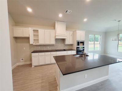 New construction Single-Family house 625 Candace Drive, DeSoto, TX 75115 - photo 7 7