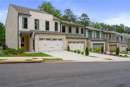 New construction Townhouse house 5019 Renvyle (Lot 13) Drive, Atlanta, GA 30339 - photo 2 2