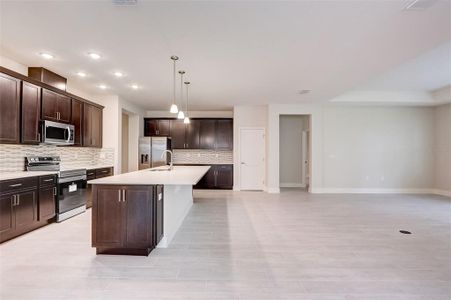 New construction Single-Family house 3058 Adrian Drive, Ormond Beach, FL 32174 - photo 4 4
