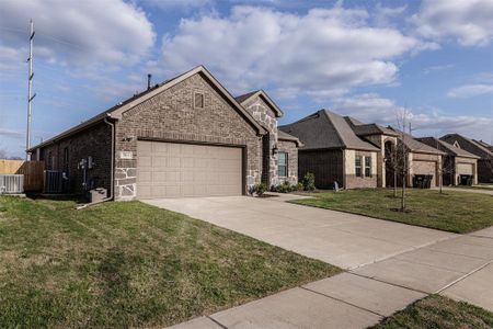 New construction Single-Family house 7811 Ashwood Drive, Greenville, TX 75402 - photo 3 3