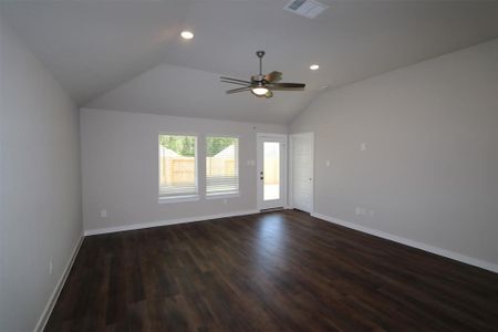 New construction Single-Family house 10101 Raven Path, Montgomery, TX 77316 Balboa - Smart Series- photo 9 9