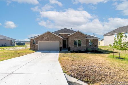 New construction Single-Family house 117 Willow Oak Trail, Floresville, TX 78114 Sabine - A- photo 0