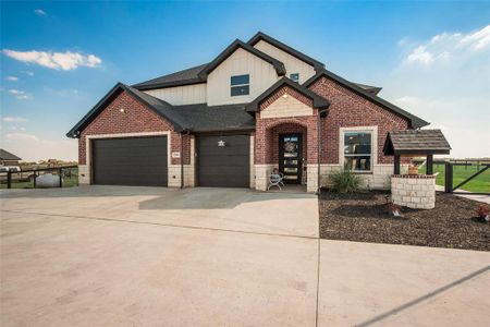 New construction Single-Family house 8100 Harvest Drive, Grandview, TX 76050 - photo 0 0