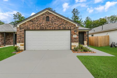 New construction Single-Family house 9529 Last Maples Trail, Conroe, TX 77303 RC Mitchell- photo 1 1