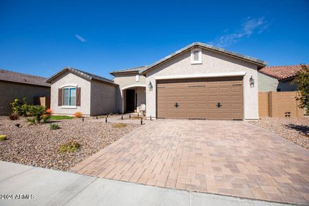 New construction Single-Family house 6460 W Springfield Way, Florence, AZ 85132 - photo 2 2