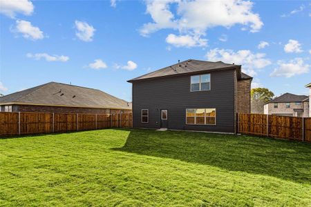 New construction Single-Family house 512 Meadow Run Drive, Van Alstyne, TX 75495 Kinsley E- photo 21 21