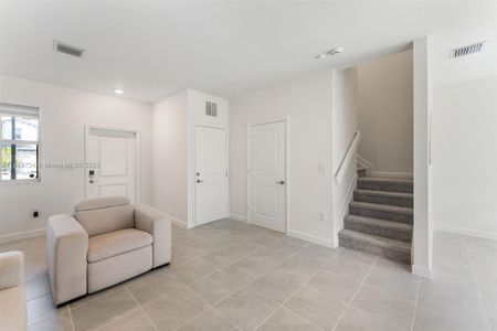 New construction Townhouse house 16242 Sw 290Th Ter, Miami, FL 33033 - photo 5 5