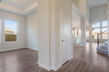 New construction Single-Family house 1047 Windy Creek Path, Conroe, TX 77304 The Fontaine- photo 8 8