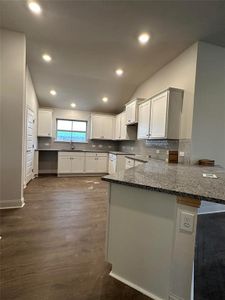 New construction Single-Family house 13605 Sabine Lake Drive, Texas City, TX 77568 - photo 3 3