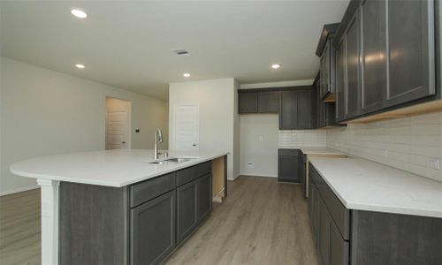 New construction Single-Family house 27418 Aster Green Drive, Katy, TX 77493 Premier Series - Magnolia- photo 11 11