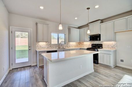 New construction Single-Family house 1822 Gabby Cole Lane, San Antonio, TX 78253 Journey Series - Latitude- photo