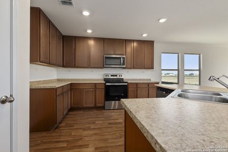 New construction Single-Family house 14726 Grey Egret Run, San Antonio, TX 78253 - photo 8 8