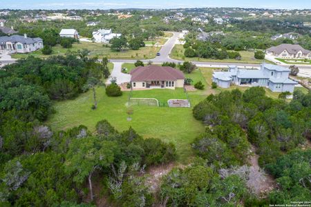 New construction Single-Family house 1242 Game Trl, New Braunfels, TX 78132 - photo 29 29