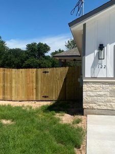 New construction Single-Family house 122 W Kikipua Ln, Bastrop, TX 78602 - photo 29 29