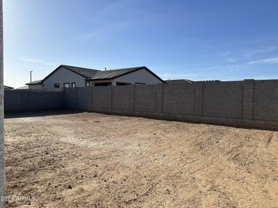 New construction Single-Family house 15912 W Bronco Trail, Surprise, AZ 85387 - photo 9 9