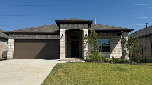 New construction Single-Family house 1213 Southwark Street, Fort Worth, TX 76247 Gallup - photo 0