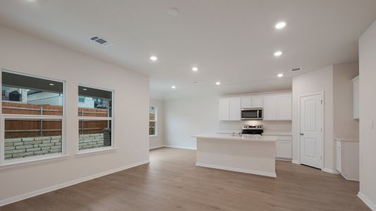 New construction Single-Family house 104 Heatherwood Terrace, Marble Falls, TX 78654 - photo 21 21