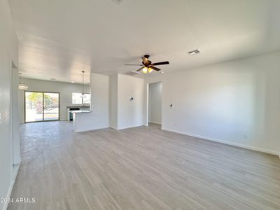 New construction Single-Family house 9240 W Hartigan Lane, Arizona City, AZ 85123 - photo 2 2