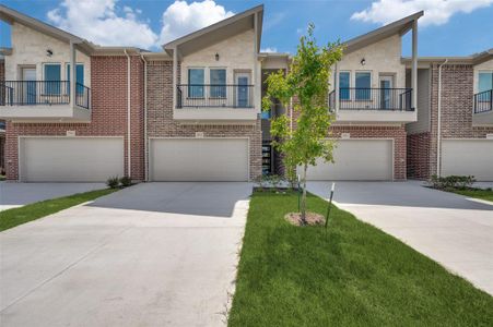 New construction Townhouse house 5617 Woodlands Drive, The Colony, TX 75056 Bristol A- photo 0 0