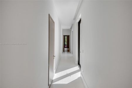 New construction Single-Family house 361 Los Pinos Pl, Coral Gables, FL 33143 - photo 42 42