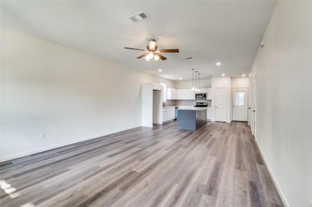 New construction Single-Family house 3832 May Street, Fort Worth, TX 76110 - photo 1 1