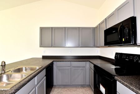 New construction Single-Family house 850 Forest Canyon Road, Severance, CO 80550 - photo 8 8