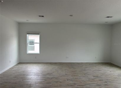 New construction Single-Family house 1400 Sterling Pointe Drive, Deltona, FL 32725 - photo 6 6