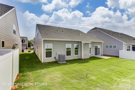 New construction Single-Family house 1460 Ardmore Drive, Unit 348, Sherrills Ford, NC 28673 - photo 23 23