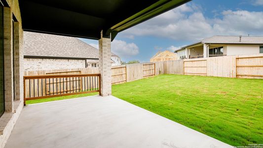 New construction Single-Family house 648 Vireos Street, New Braunfels, TX 78132 Design 2026W- photo 27 27