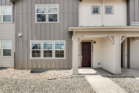 New construction Townhouse house 16728 W 93Rd Place, Arvada, CO 80007 - photo 2 2