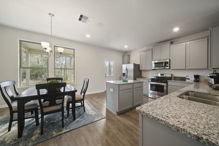 New construction Single-Family house 6107 Hazel Lake Drive, Conroe, TX 77303 Yosemite- photo 3 3