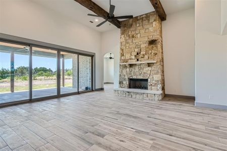 New construction Single-Family house 568 Aeromotor Loop, Weatherford, TX 76088 - photo 5 5