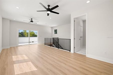 New construction Single-Family house 1017.5 W Coral Street, Tampa, FL 33602 - photo 32 32