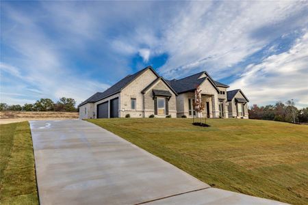 New construction Single-Family house 800 Dogwood Road, Weatherford, TX 76085 - photo 1 1