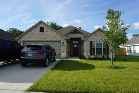 New construction Single-Family house 4817 Enclave Drive, Sanger, TX 76266 - photo 0 0