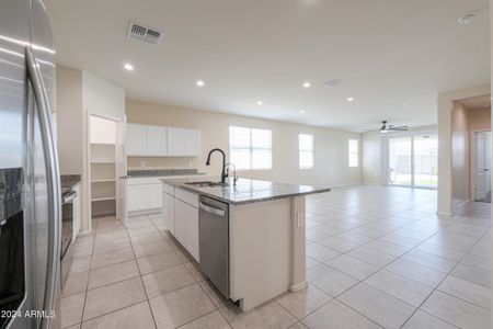 New construction Single-Family house 36043 W San Alvarez Avenue, Maricopa, AZ 85138 - photo 10 10