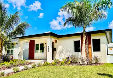 New construction Single-Family house 527 49Th Avenue N, Saint Petersburg, FL 33703 - photo 0