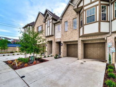 New construction Townhouse house 104 Canonbury Drive, Lewisville, TX 75067 - photo 3 3