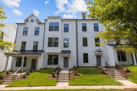 New construction Townhouse house 647 District Court, Unit 15, Fort Mill, SC 29708 - photo 0