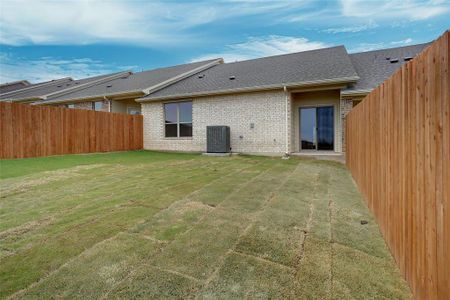 New construction Townhouse house 254 Legacy Boulevard, Weatherford, TX 76086 - photo 16 16