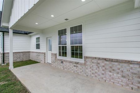 New construction Single-Family house 322 W Alene Drive, Mabank, TX 75147 - photo 32 32