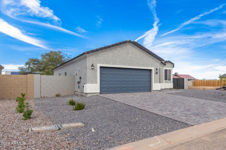New construction Single-Family house 15247 S Patagonia Road, Arizona City, AZ 85123 - photo 3 3