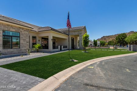 New construction Single-Family house 4605 W Honeysuckle Drive, Phoenix, AZ 85083 - photo 8 8